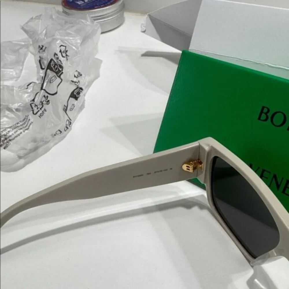 Bottega Veneta Men's Beige Sunglasses